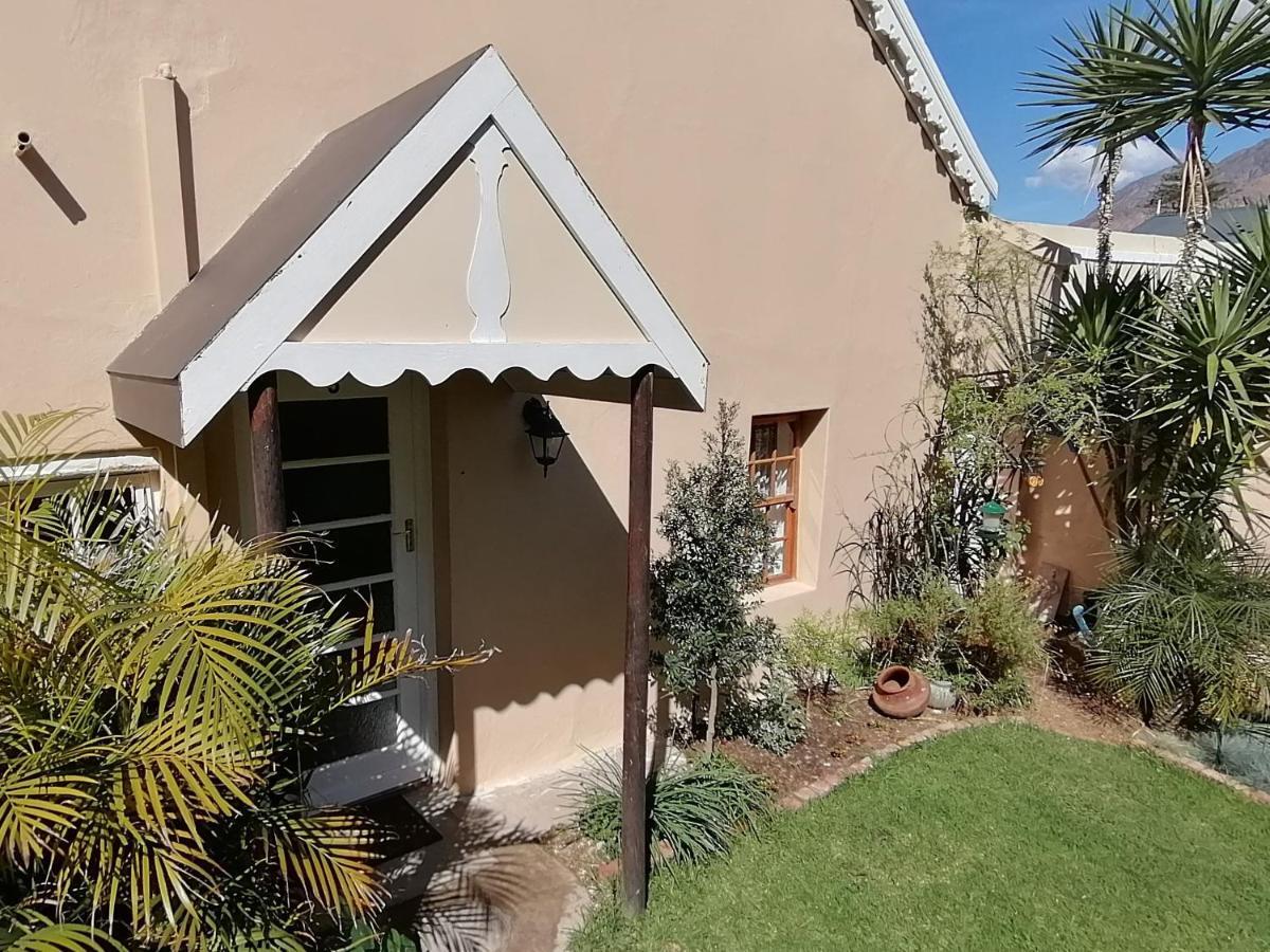 Squirrels Corner Bed & Breakfast Montagu Exterior foto